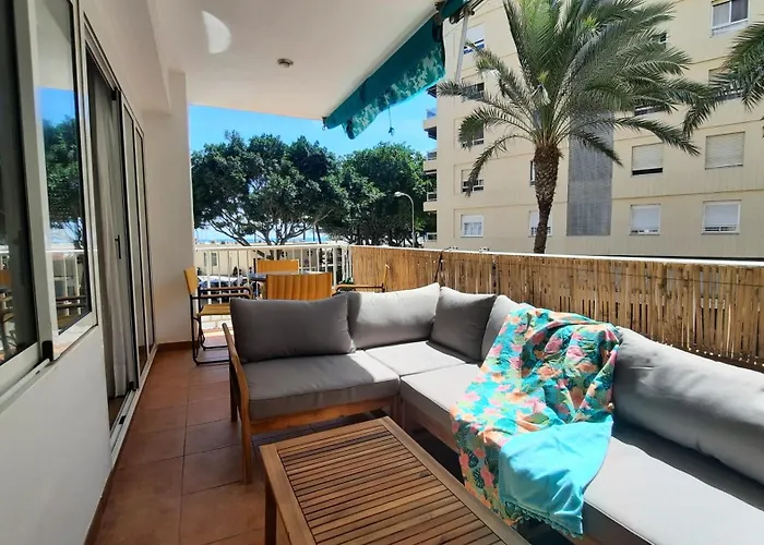 Amplio, Vistas, Parking, A 50 Mts De La Playa